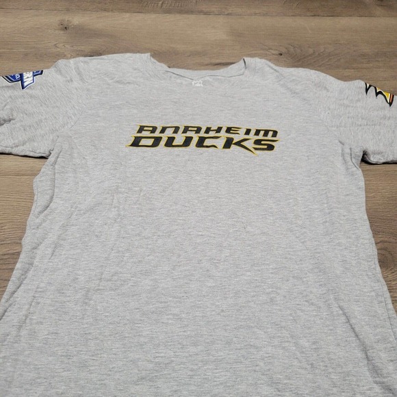 Anaheim Ducks NHL T Shirt Womens Medium Gray Short Sleeve Crew Neck - Picture 2 of 6
